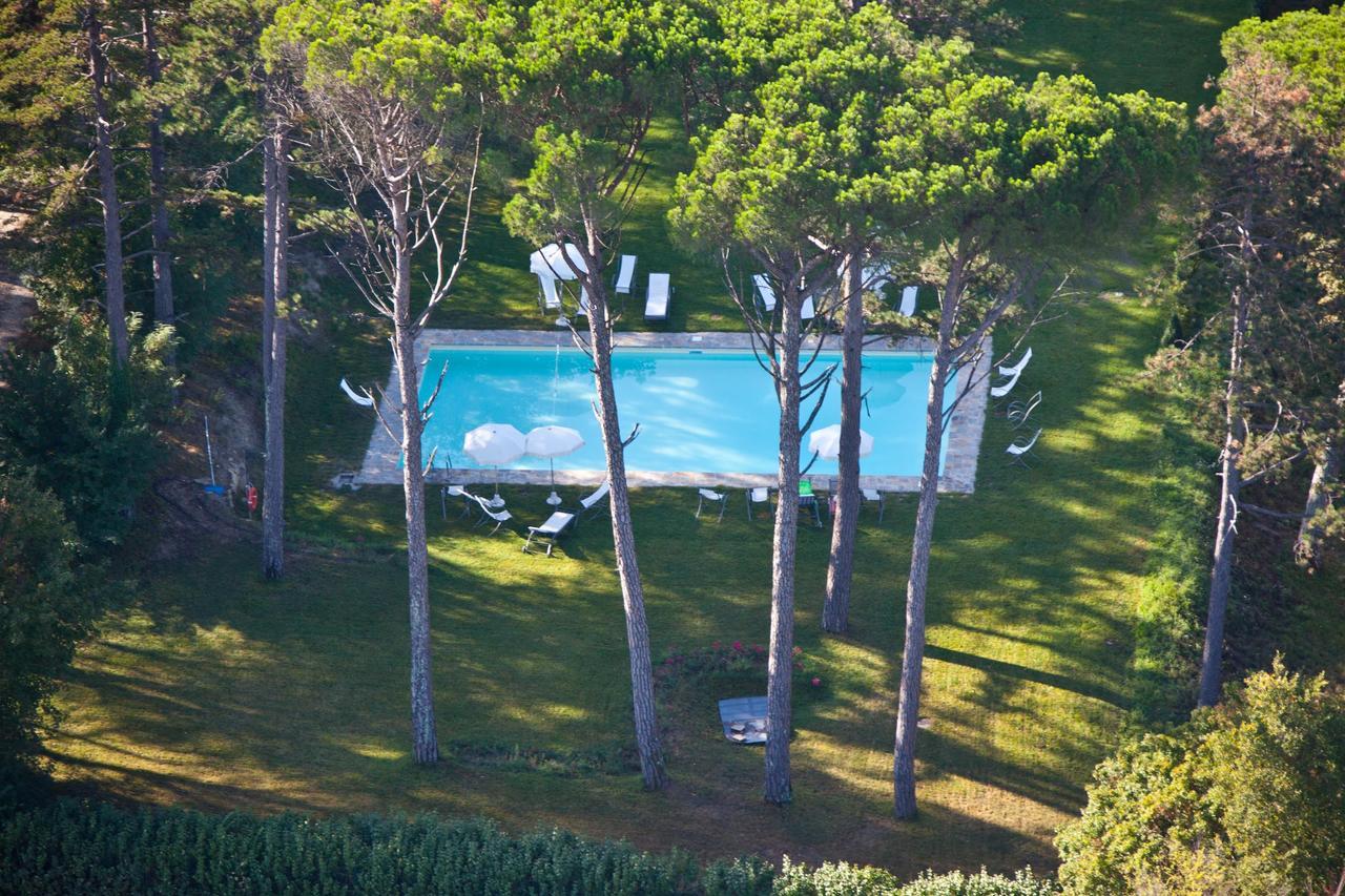 Castello Di Magrano Pensionat Carbonesca Exteriör bild