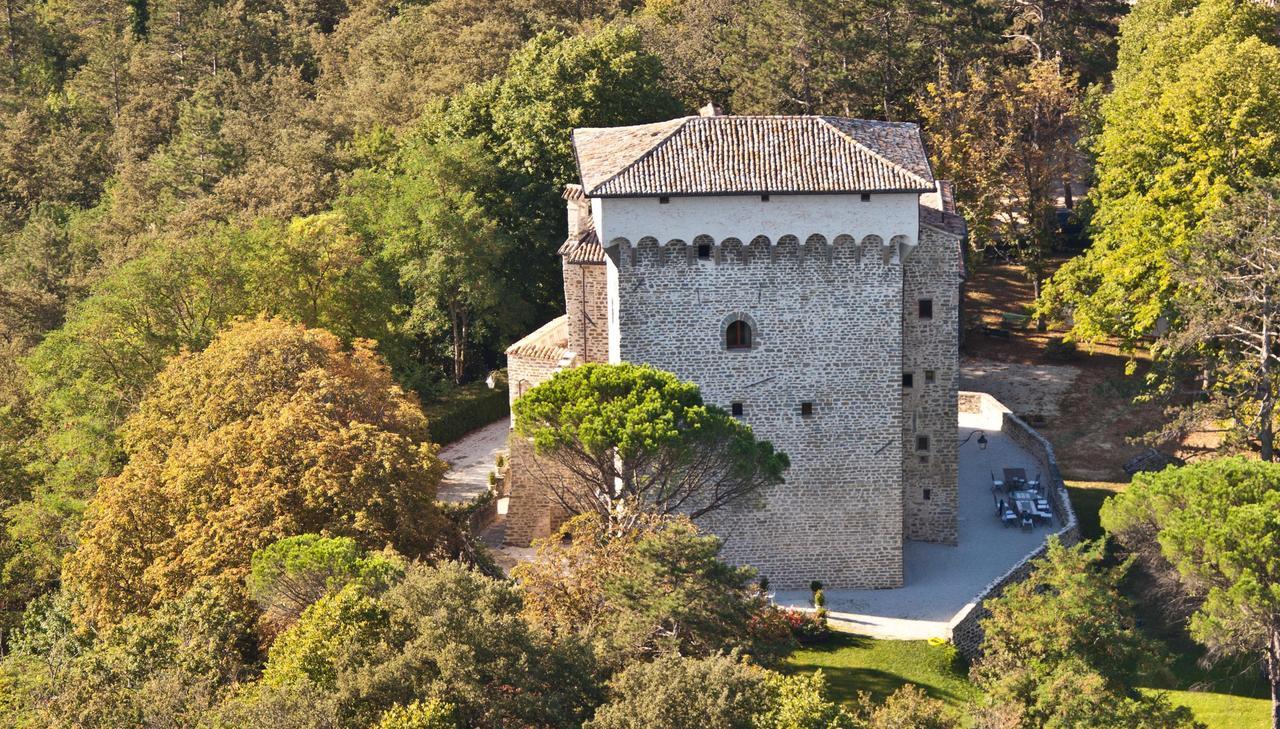 Castello Di Magrano Pensionat Carbonesca Exteriör bild