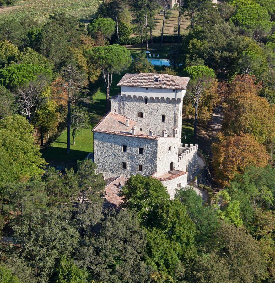 Castello Di Magrano Pensionat Carbonesca Exteriör bild